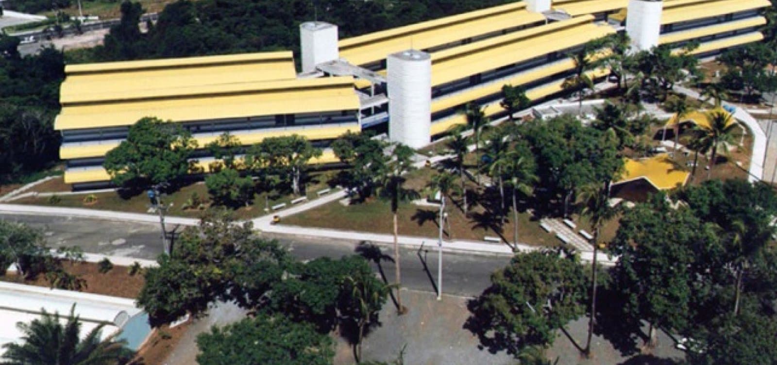 Universidade Católica de Salvador - 1