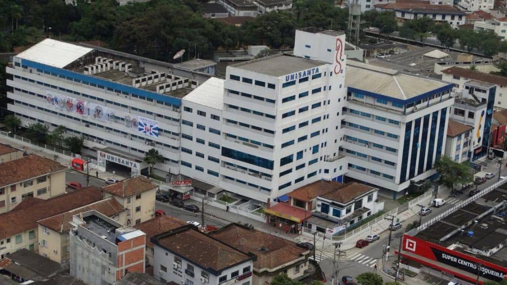 Universidade Santa Cecília dos Bandeirantes - 1