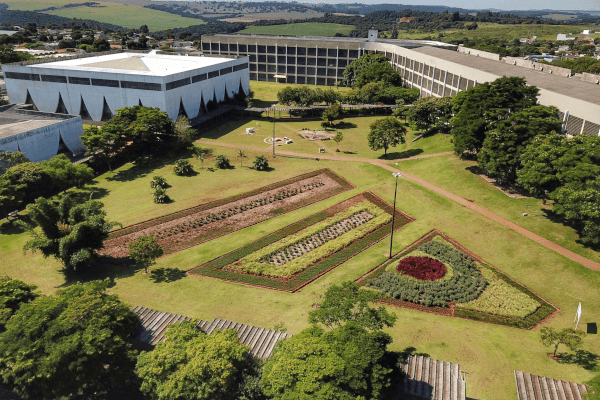 Universidade Estadual do Oeste do Paraná - 1