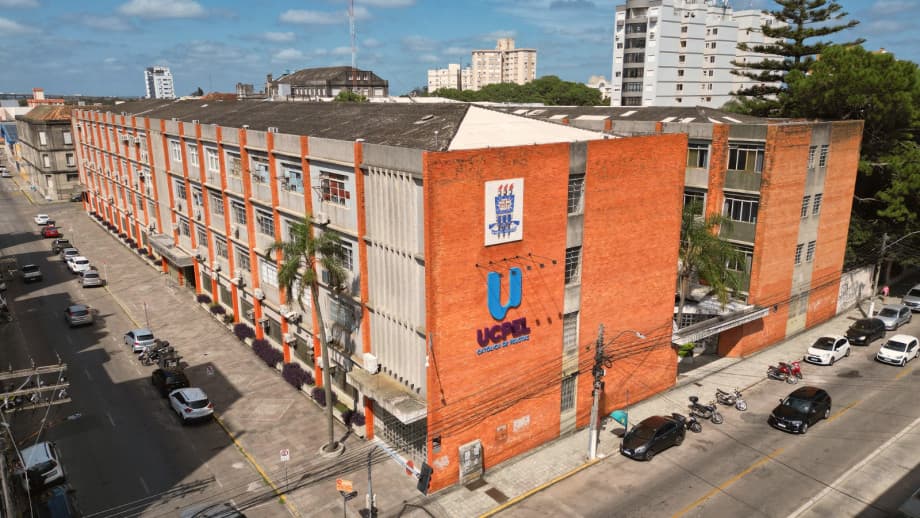 Universidade Católica de Pelotas - 1