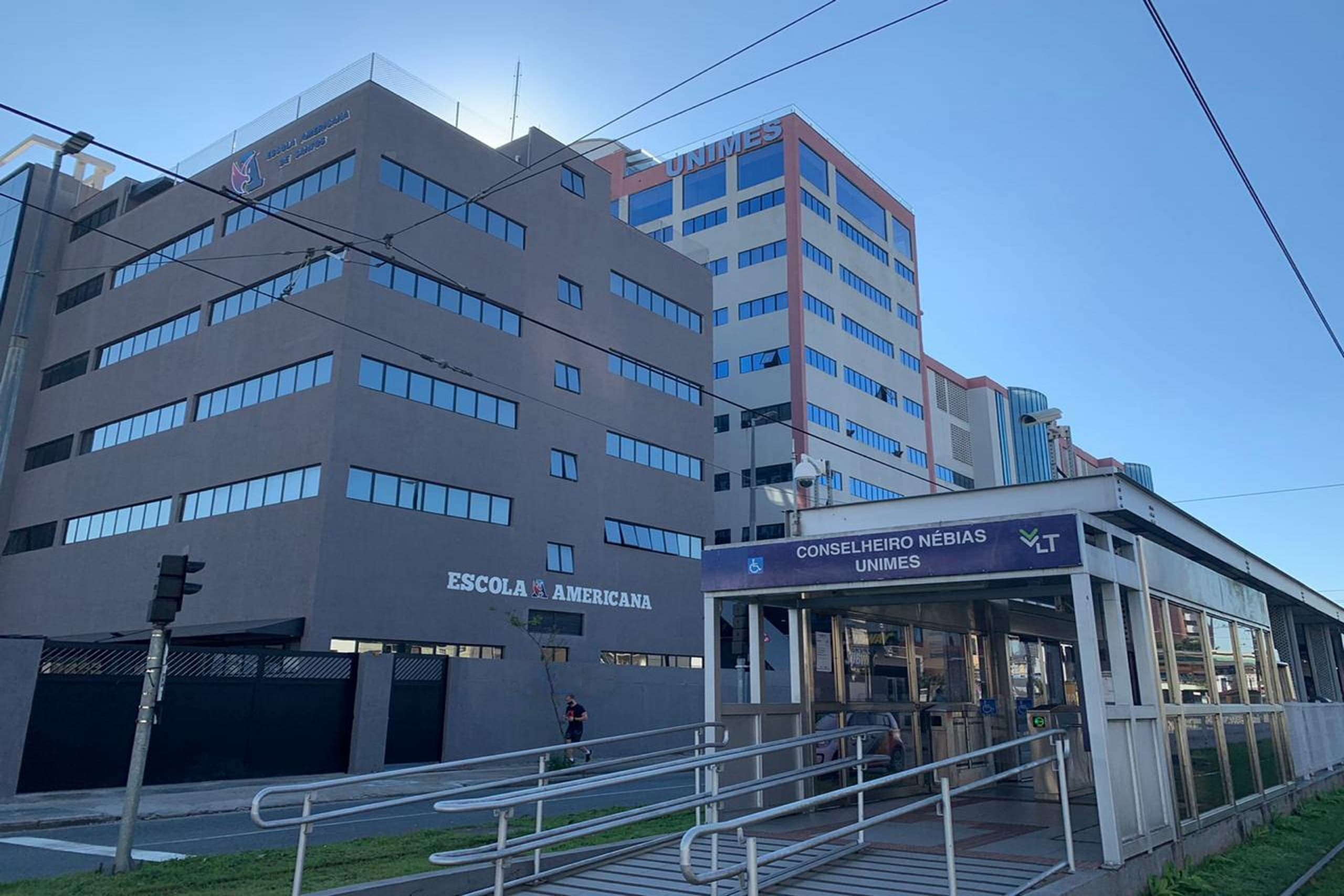 Universidade Metropolitana de Santos - 1