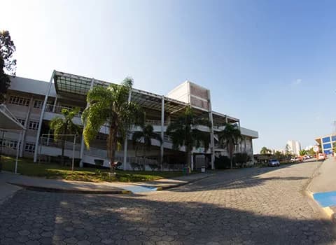 Universidade Braz Cubas - 1