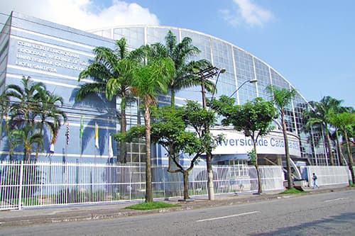 Universidade Católica de Santos - 1